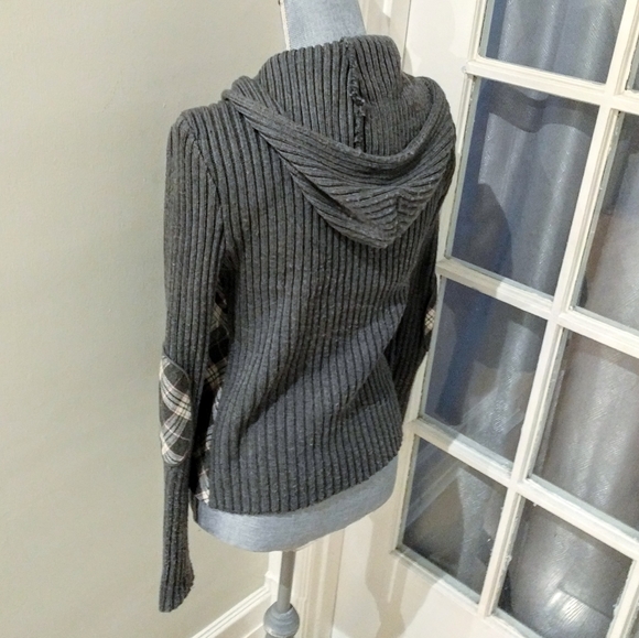 IRIS sweater/hoodie - Picture 5 of 7